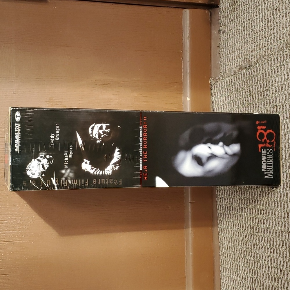 McFarlane Toys Maniacs 18-inch Halloween Michael Myers Vintage Figurine, NIB - Picture 6 of 17